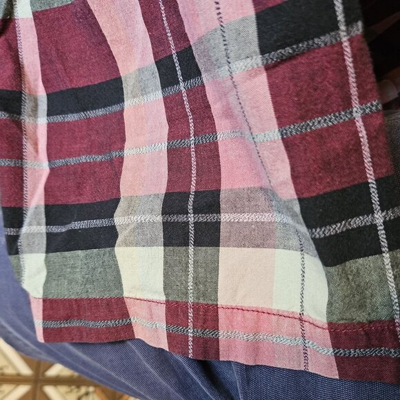 Smith & Hawkin Short Sleeve Button Down Shirt - Picture 6 of 6